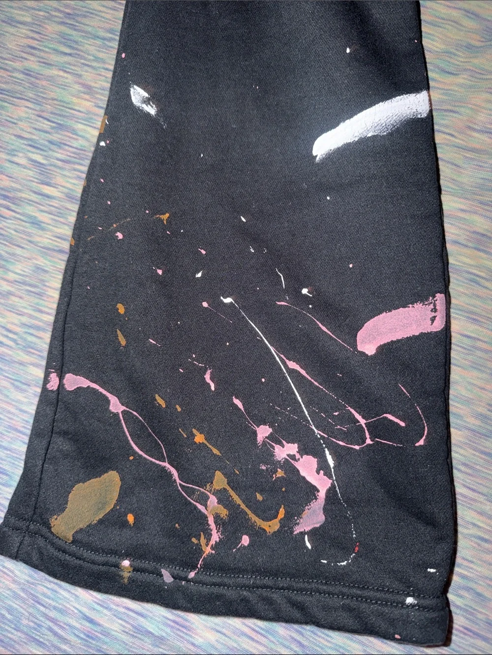 Need Ma Chilli sweatpants size large